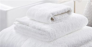 布草洗滌為什么會發黃，解決布草發黃問題的辦法